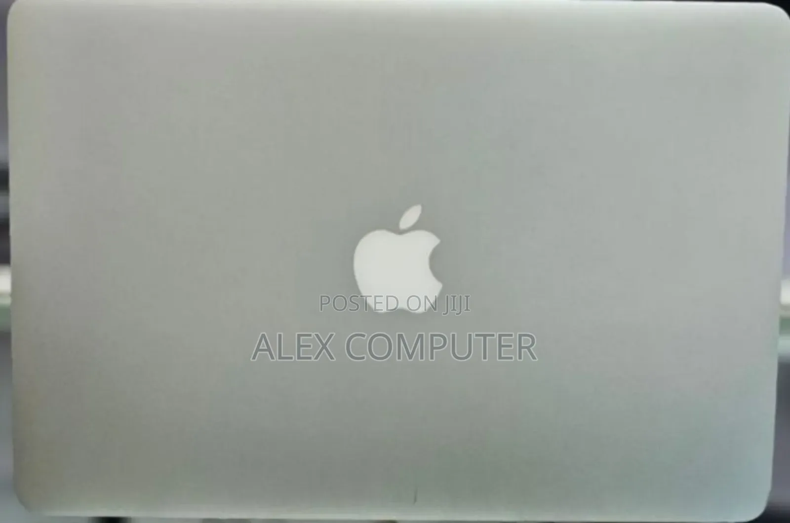 New Laptop Apple MacBook Air 2017 8GB Intel Core I5 SSD 256GB