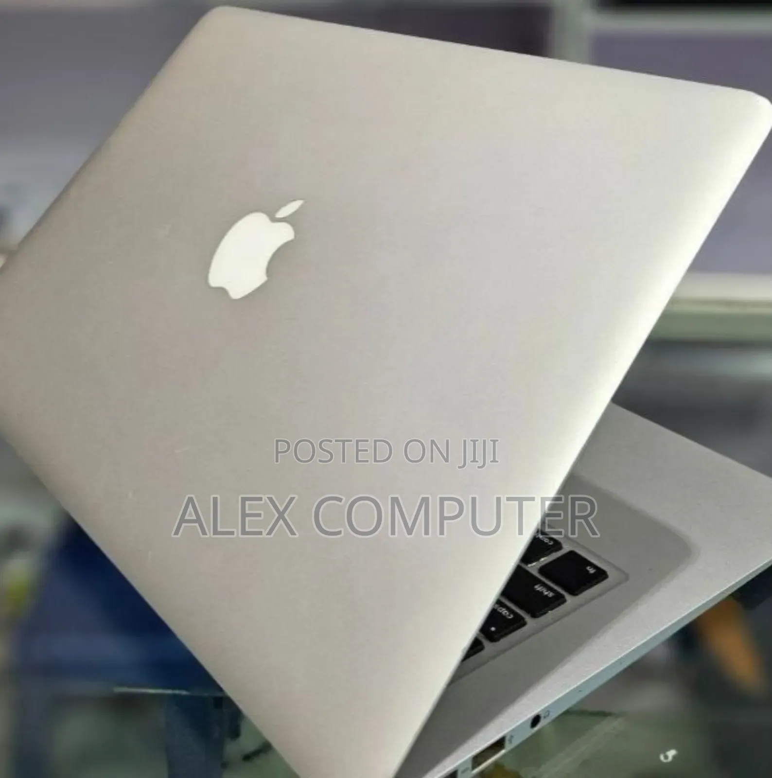 New Laptop Apple MacBook Air 2017 8GB Intel Core I5 SSD 256GB