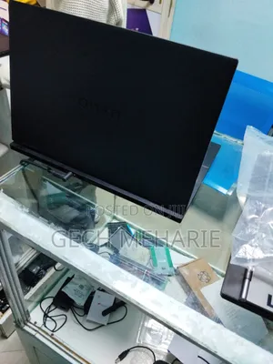 New Laptop HP Omen 16 16GB Intel Core I9 SSD 1T