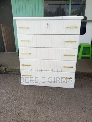 የልብስ ማስቀመጫ