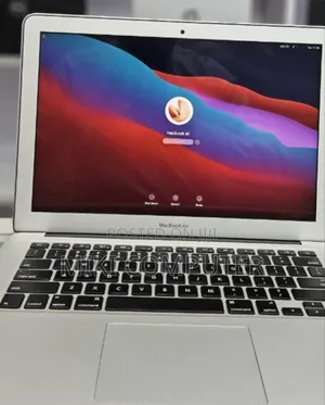 Photo - New Laptop Apple MacBook Air 2017 8GB Intel Core I5 SSD 256GB
