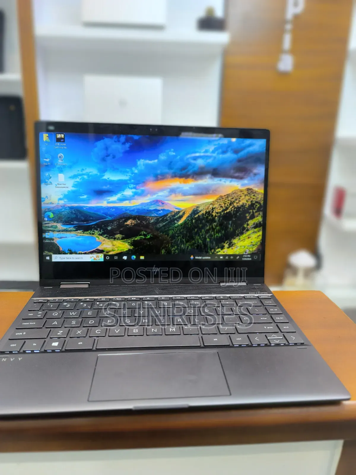 New Laptop HP Envy X360 8GB AMD Ryzen 5 SSD 512GB