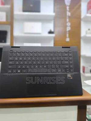 New Laptop HP Envy X360 8GB AMD Ryzen 5 SSD 512GB