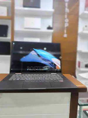 New Laptop HP Envy X360 8GB AMD Ryzen 5 SSD 512GB
