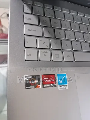 New Laptop Asus 16GB AMD Ryzen 7 SSD 1T