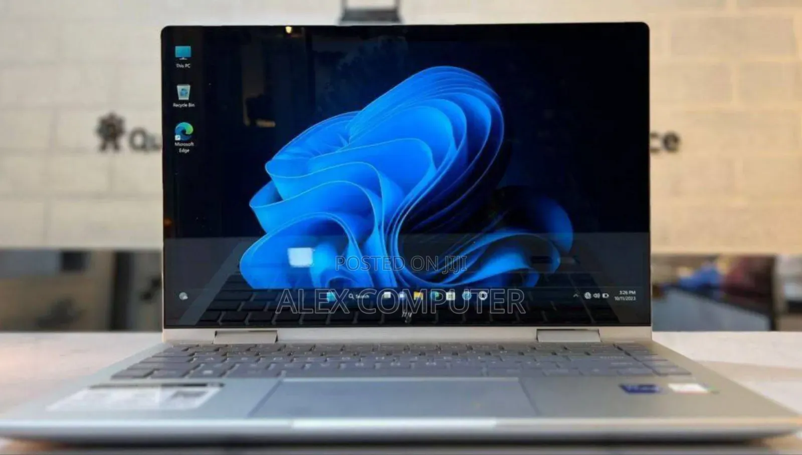 New Laptop HP Envy X360 16GB Intel Core I7 SSD 1T