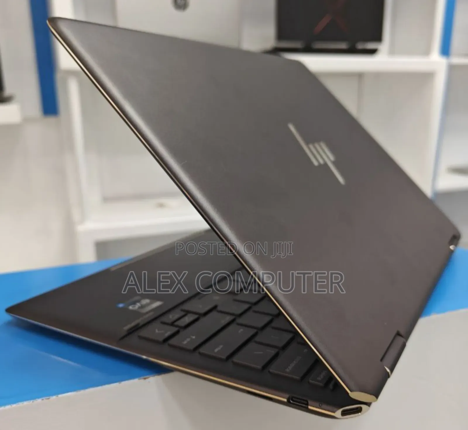 New Laptop HP Spectre X360 13 16GB Intel Core I7 SSD 1T
