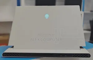 New Laptop Alienware Area-51m 16GB Intel Core I7 SSD 512GB
