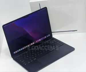 Photo - New Laptop Apple MacBook Air 2022 M2 8GB Apple M2 SSD 256GB
