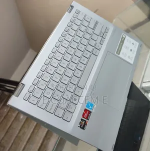 New Laptop Asus 16GB AMD Ryzen 7 SSD 1T