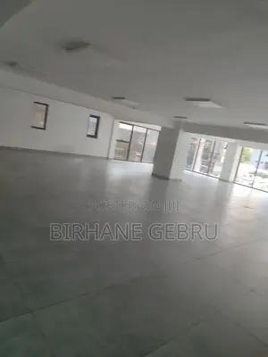 1st Apartiment Rent for Business