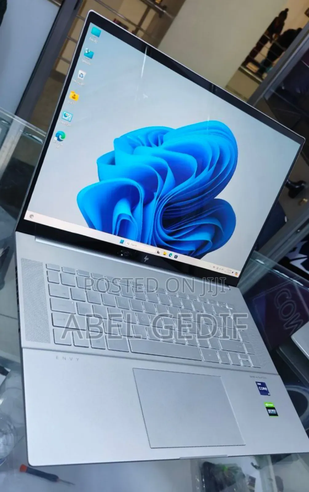 New Laptop HP Envy X360 16GB Intel Core I9 SSD 512GB