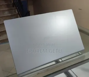 New Laptop Asus VivoBook 15 X505BA 8GB Intel Core I7 SSD 512GB