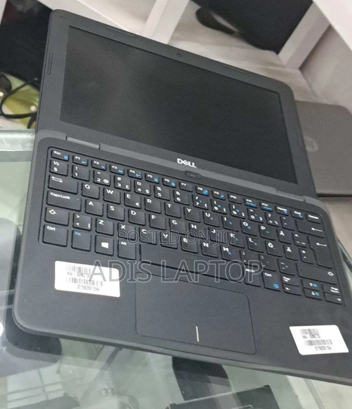 New Laptop Dell Latitude 11 3190 4GB Intel Core I3 HDD 128GB