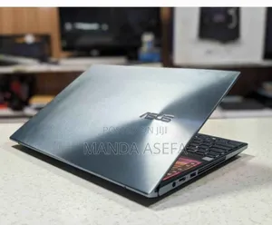 New Laptop Asus ZenBook UX302LG 16GB Intel Core I7 SSD 1T