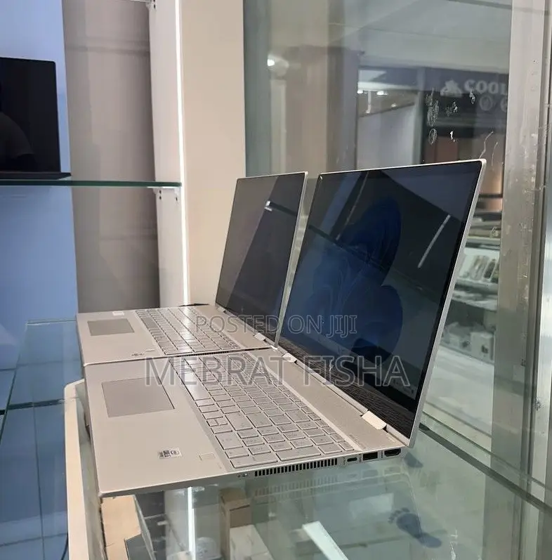 New Laptop HP Envy X360 16GB Intel Core I5 SSD 512GB