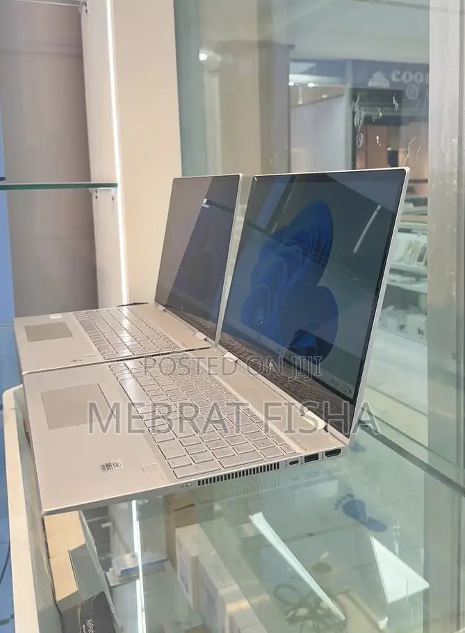 New Laptop HP Envy X360 16GB Intel Core I5 SSD 512GB