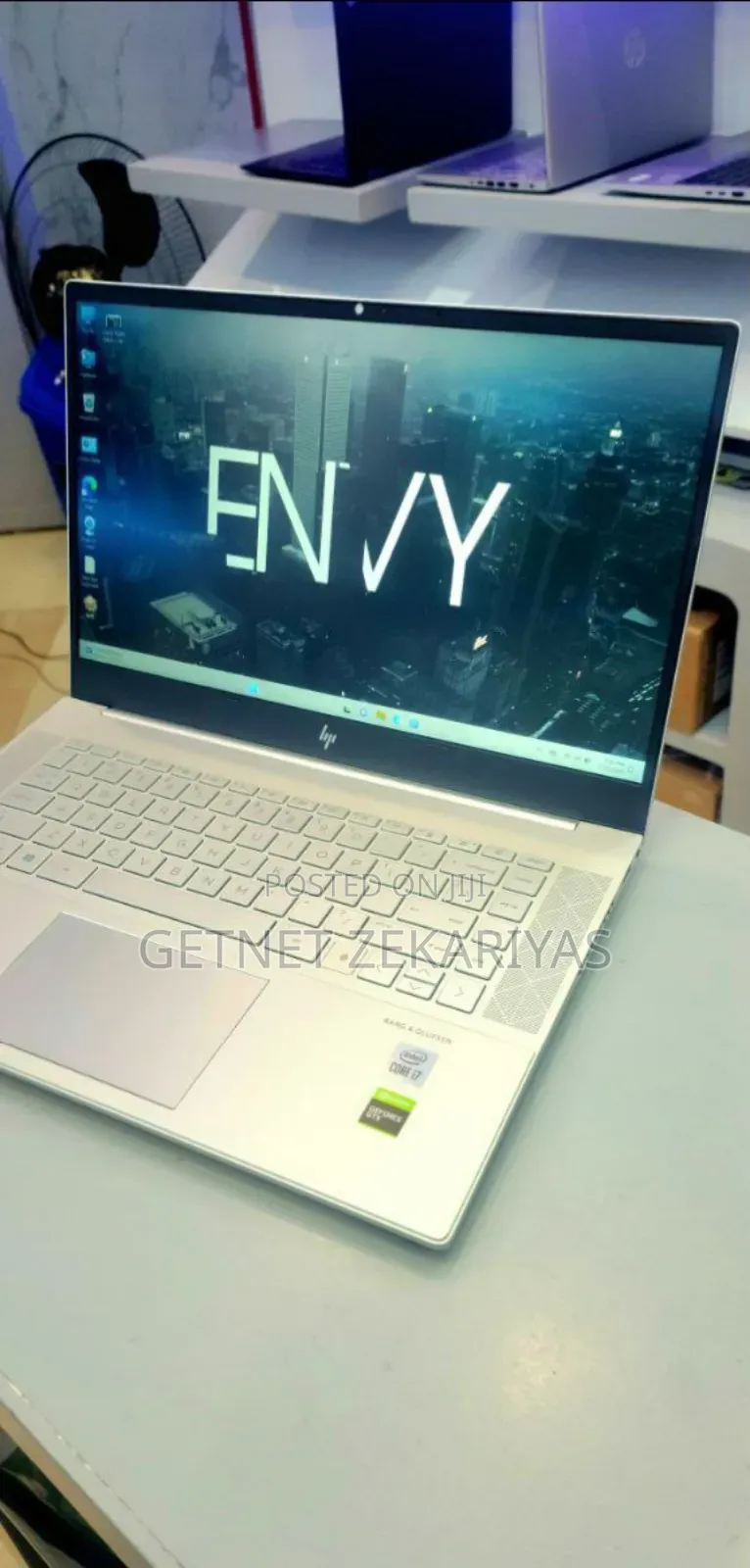 New Laptop HP Envy X360 16GB Intel Core I7 SSD 512GB