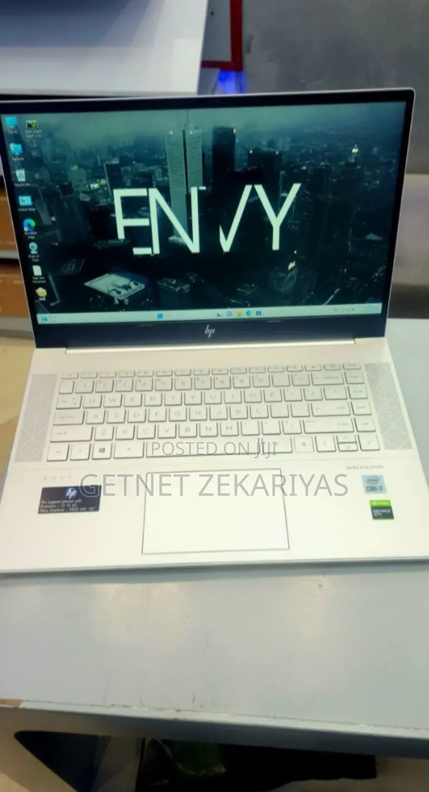 New Laptop HP Envy X360 16GB Intel Core I7 SSD 512GB