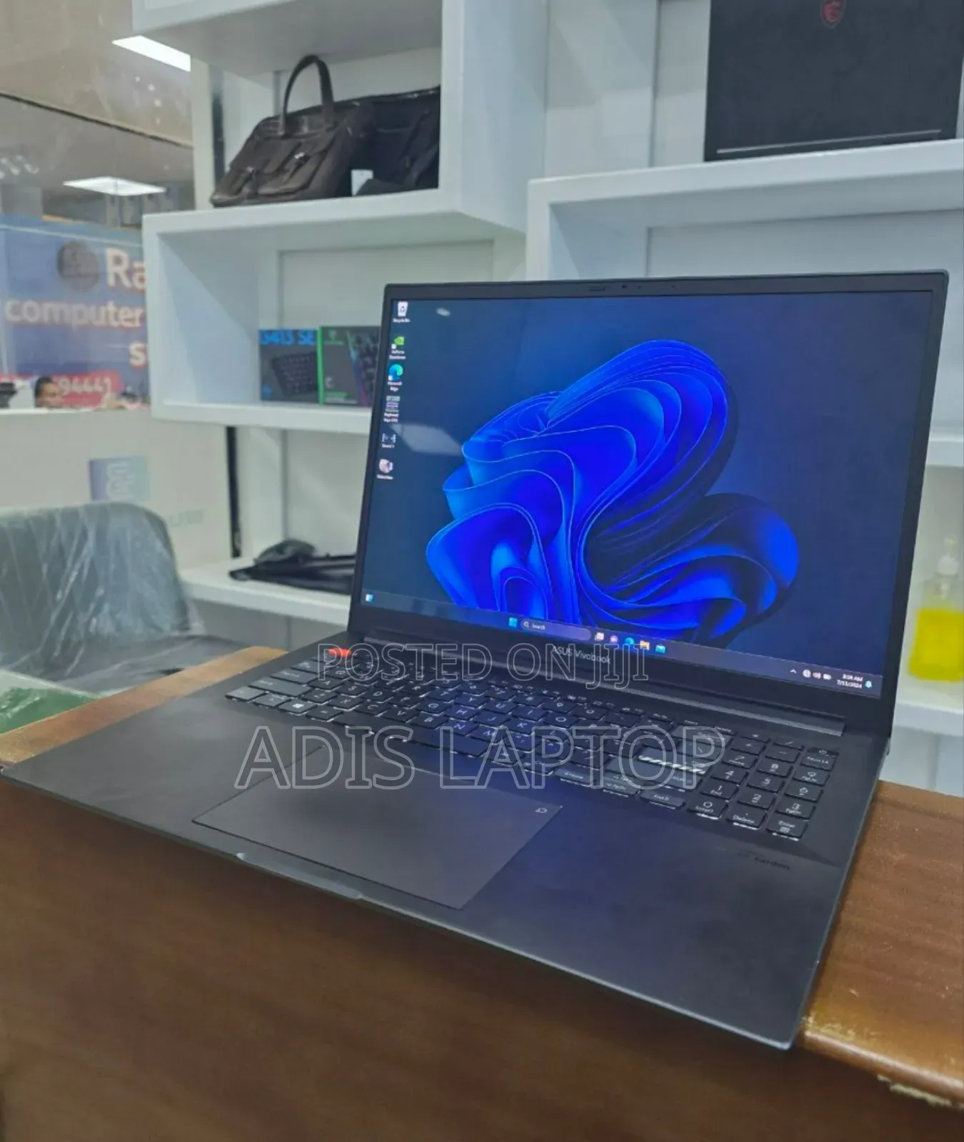 New Laptop Asus Vivobook 16 16GB AMD Ryzen 9 SSD 1T