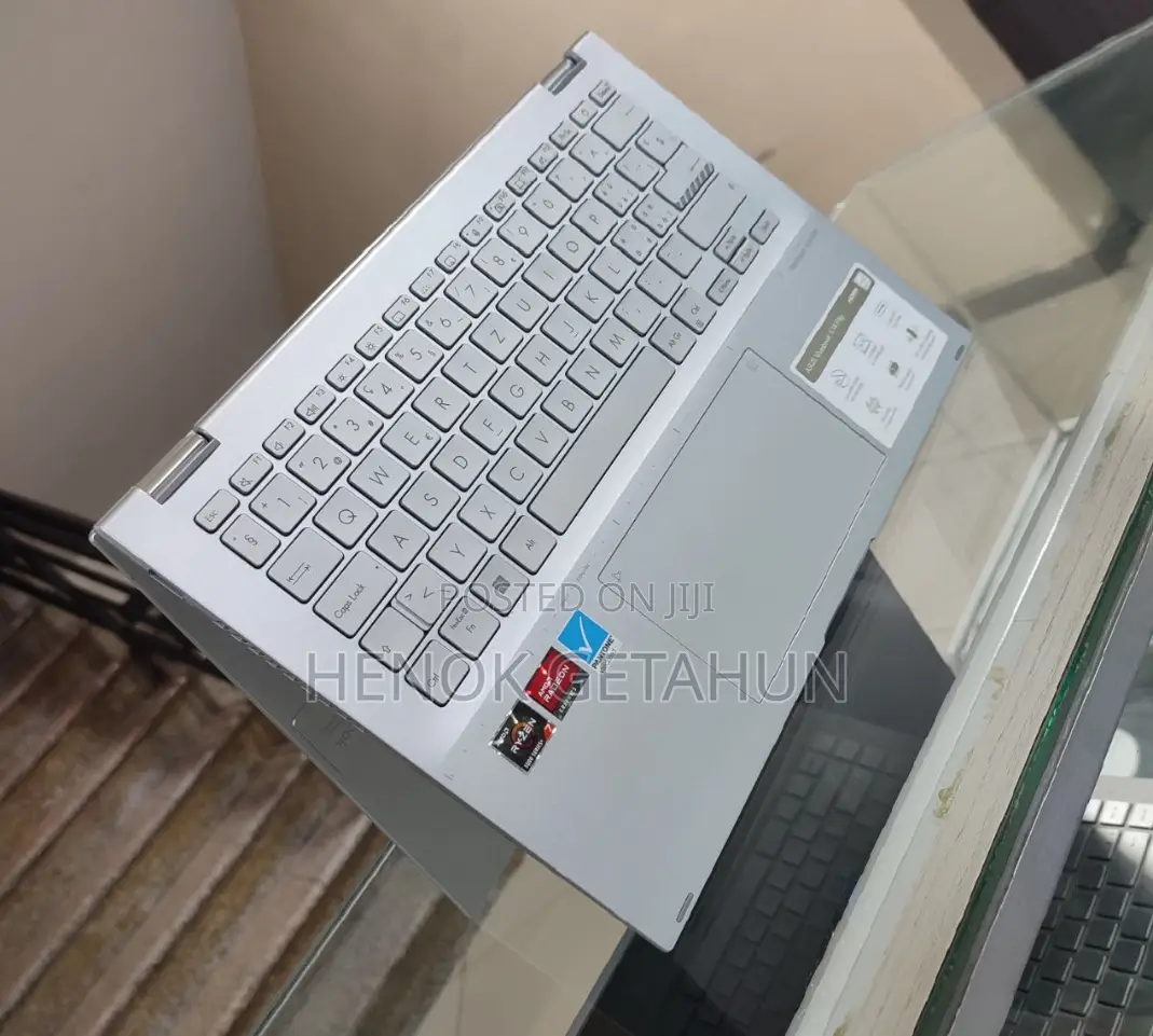 New Laptop Asus VivoBook 15 X505BA 16GB AMD Ryzen 7 SSD 1T