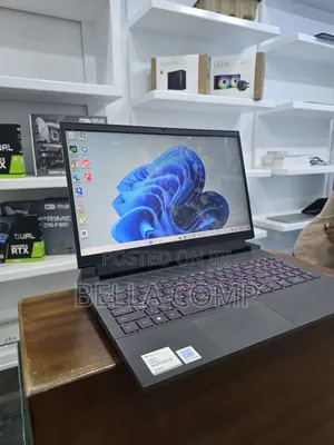 New Laptop Dell G15 5535 16GB Intel Core i7 SSD 1T