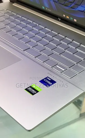 New Laptop HP Envy 15 16GB Intel Core I9 SSD 512GB