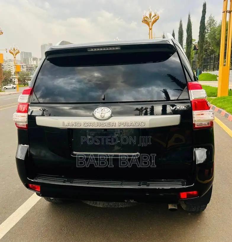 Toyota Land Cruiser 2015 Matt Black