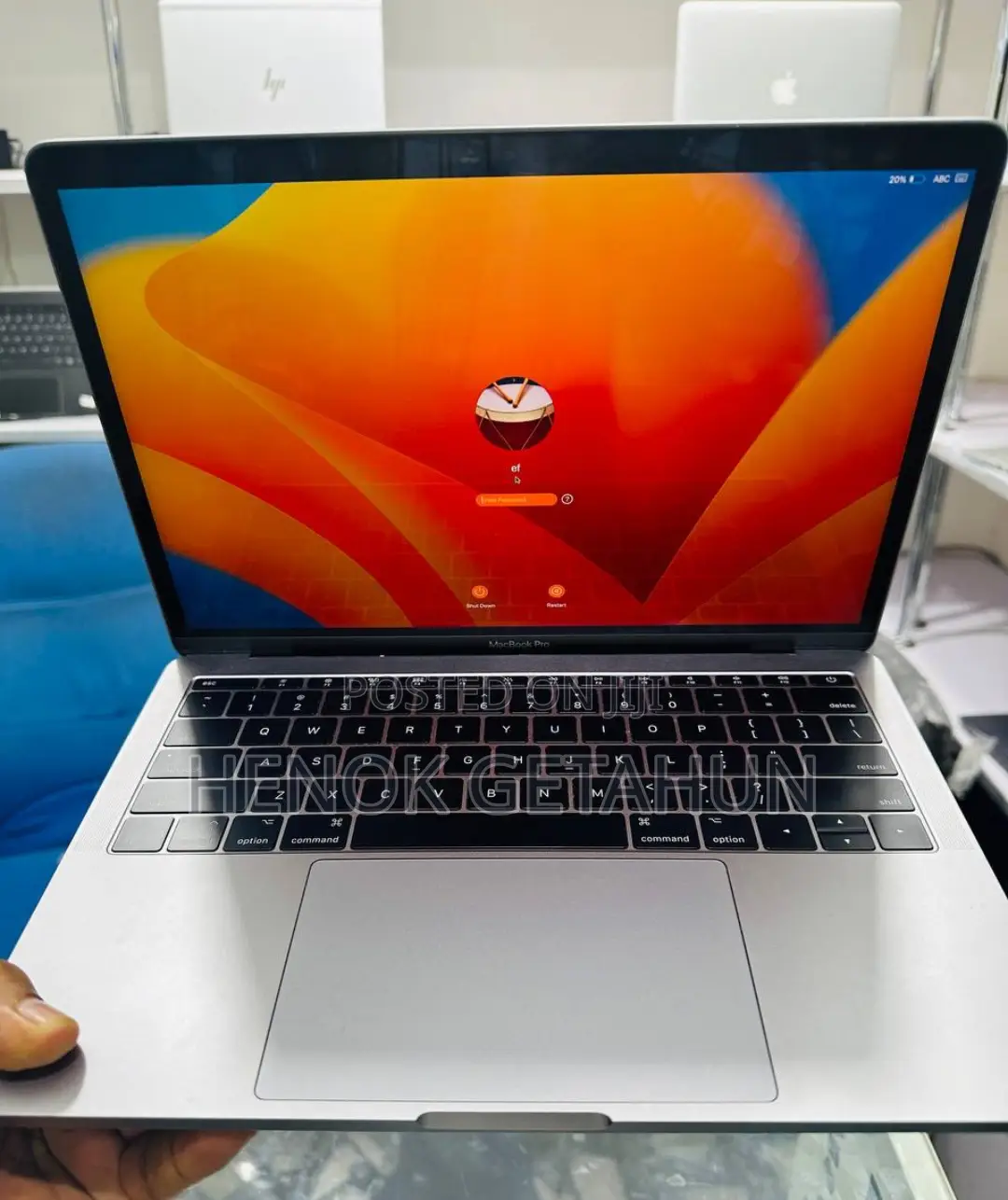 New Laptop Apple MacBook Pro 2017 16GB Intel Core i5 SSD 256GB