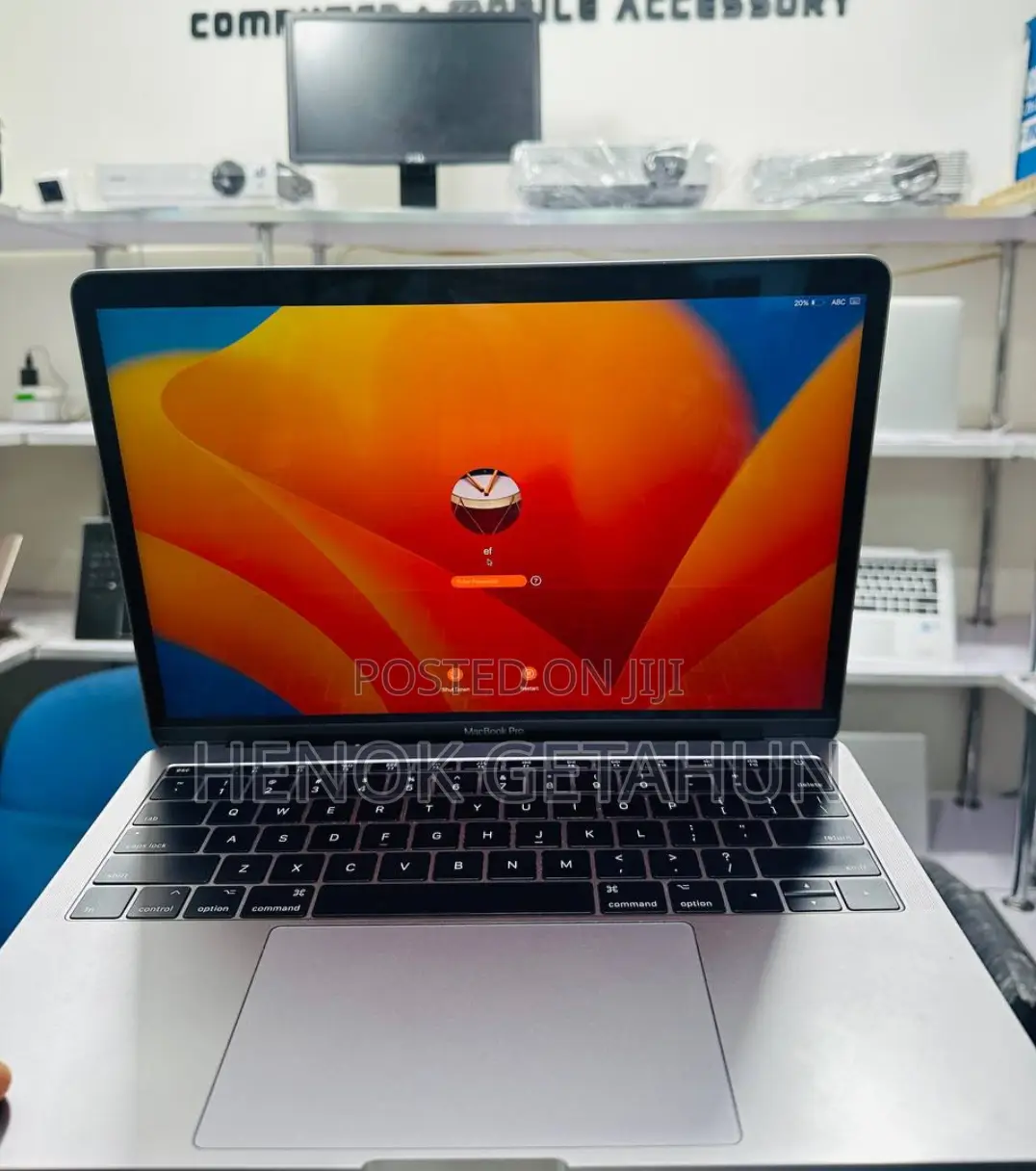 New Laptop Apple MacBook Pro 2017 16GB Intel Core i5 SSD 256GB