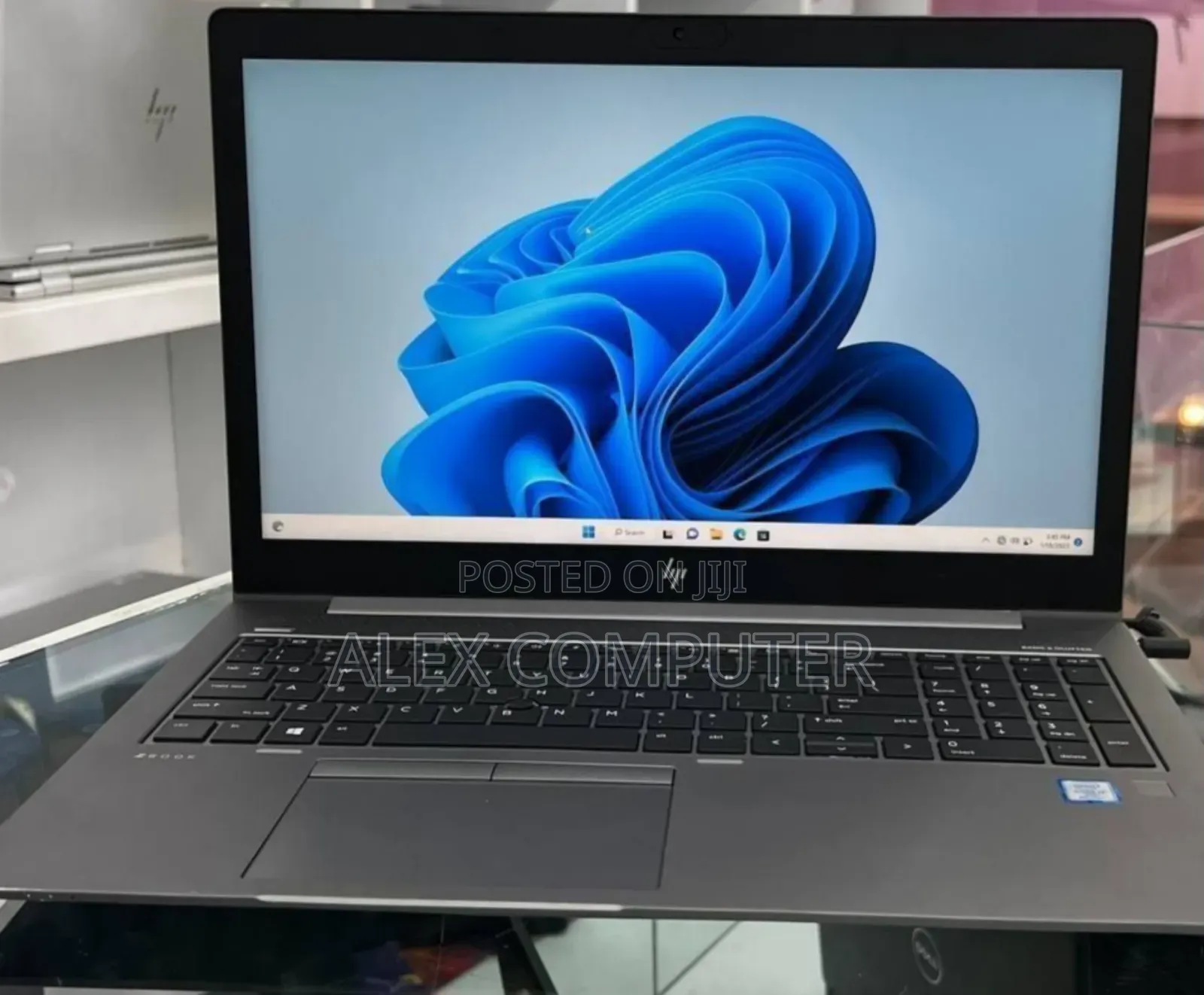 New Laptop HP ZBook 15 16GB Intel Core I7 SSD 512GB