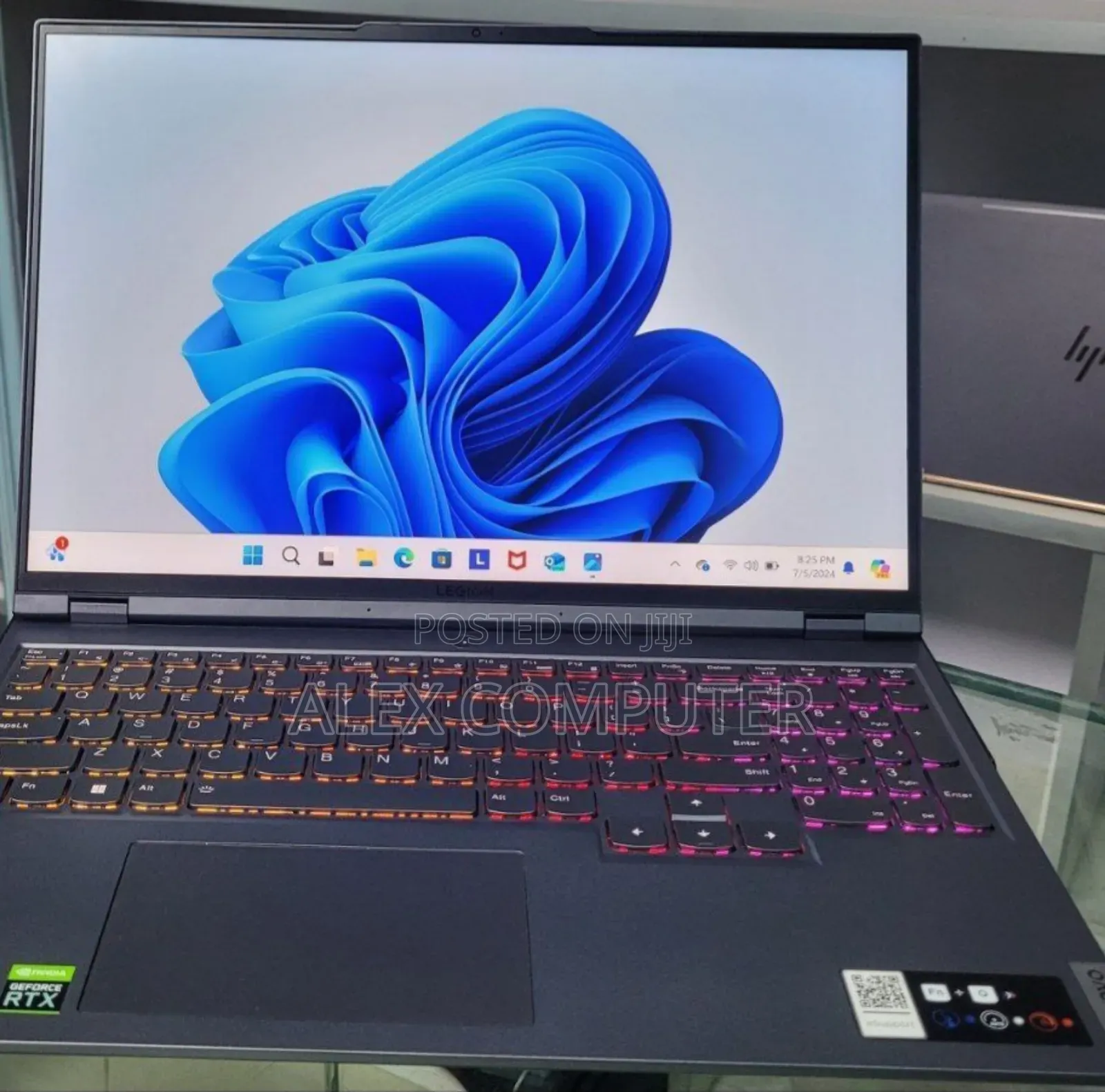 New Laptop Lenovo Legion 5 16GB AMD Ryzen 7 SSD 512GB