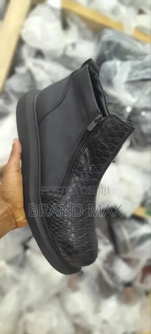 Chekich Full Black 2023 Premium Quality