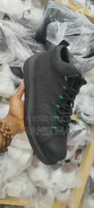 Photo - Chekich Full Black 2023 Premium Quality