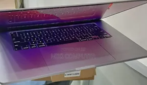 New Laptop Apple MacBook Pro 2019 32GB Intel Core I7 SSD 512GB