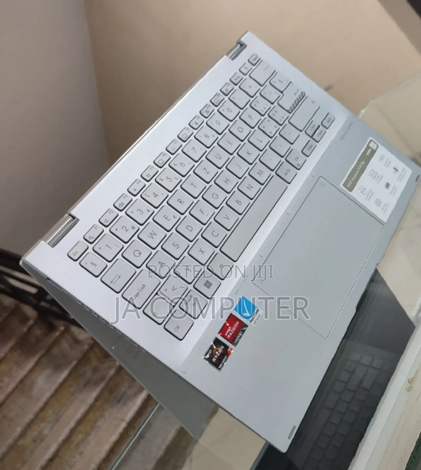 New Laptop Asus VivoBook 15 X505BA 16GB AMD Ryzen 7 SSD 512GB