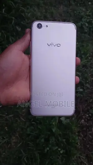 Photo - Vivo X9 Plus Bronze
