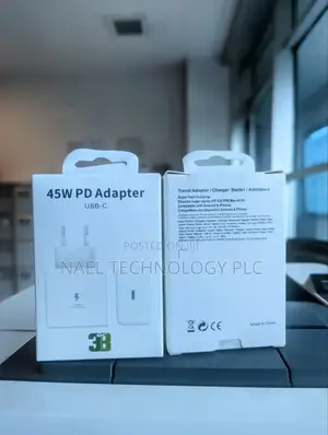 Photo - Super Fast 45w PD Adapter 3B