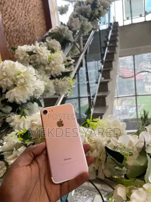 New Apple iPhone 7 32 GB Rose Gold