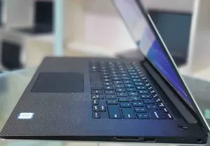 New Laptop Dell XPS 15 12GB Intel Core I7 SSD 512GB