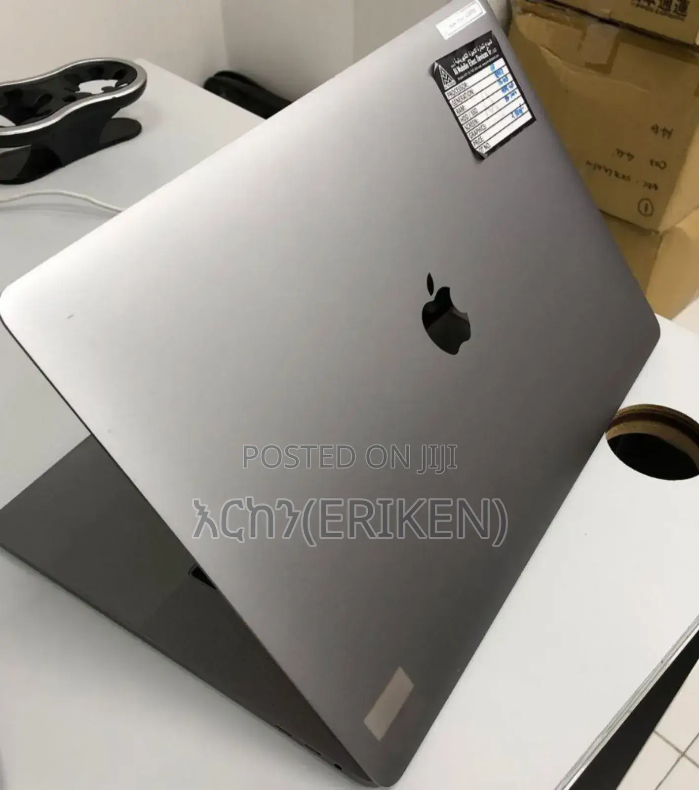 New Laptop Apple MacBook Pro 2018 32GB Intel Core I9 SSD 1T