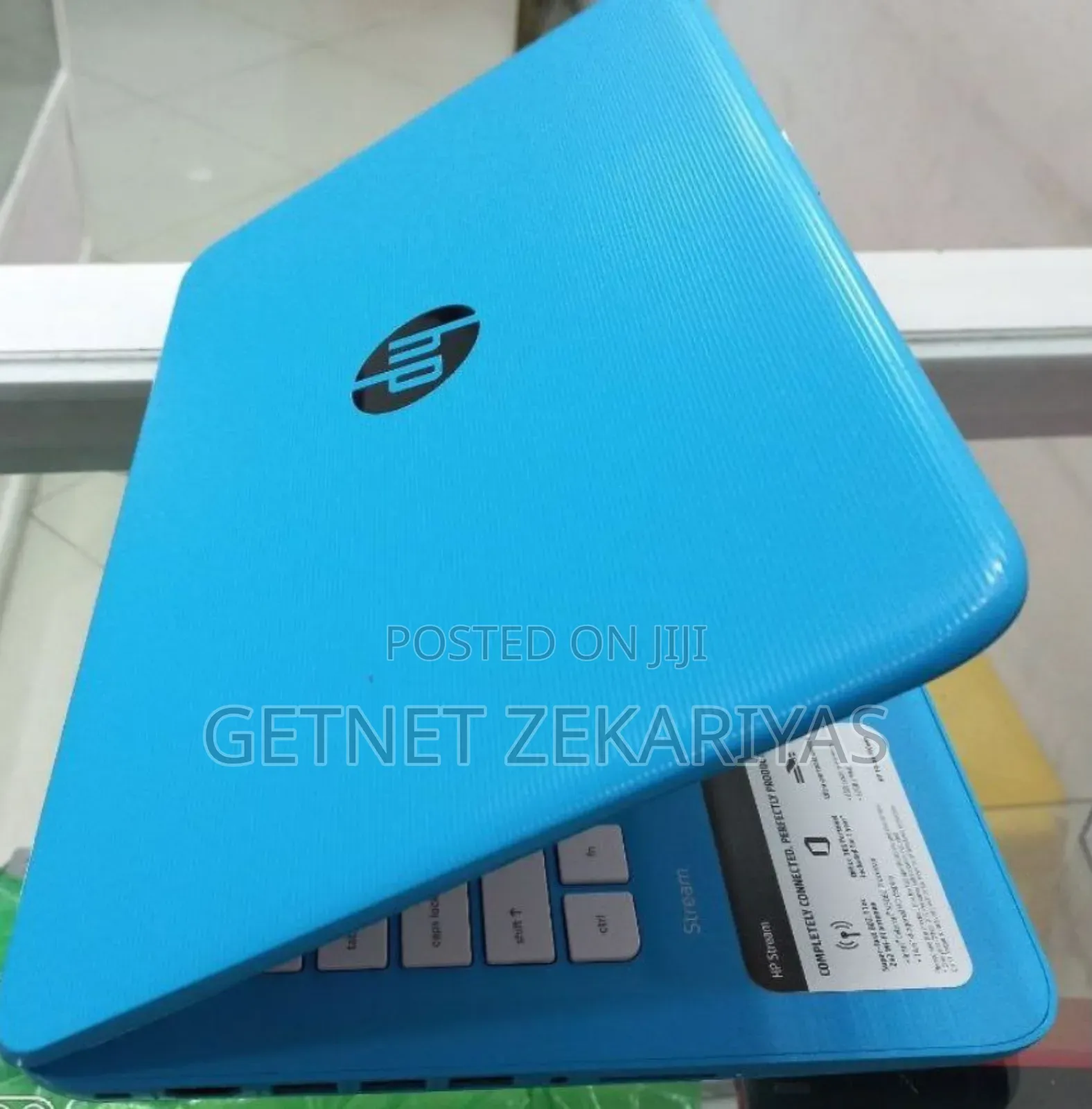 New Laptop HP Stream Notebook 4GB Intel Celeron SSD 32GB