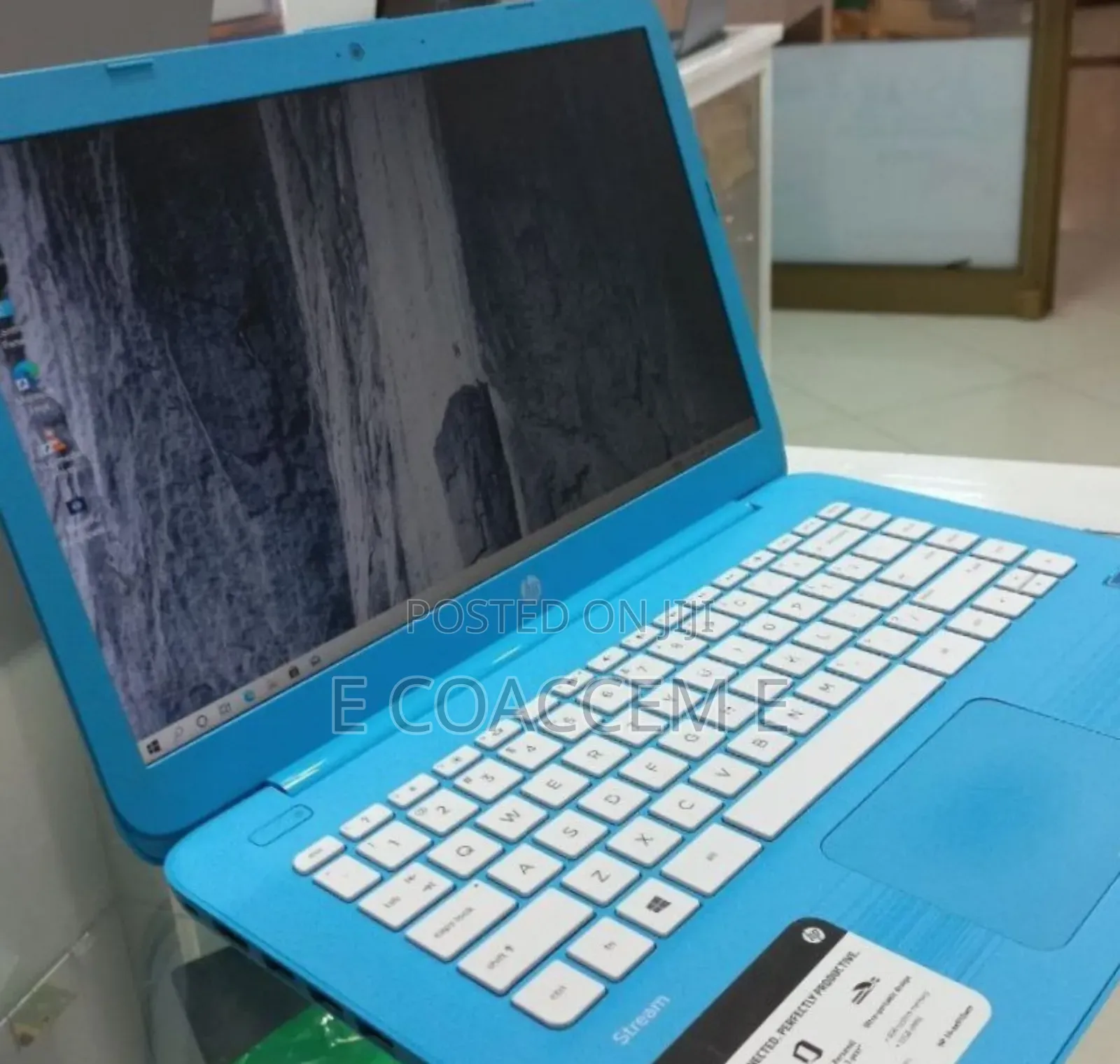 New Laptop Lenovo 4GB Intel Celeron SSD 32GB