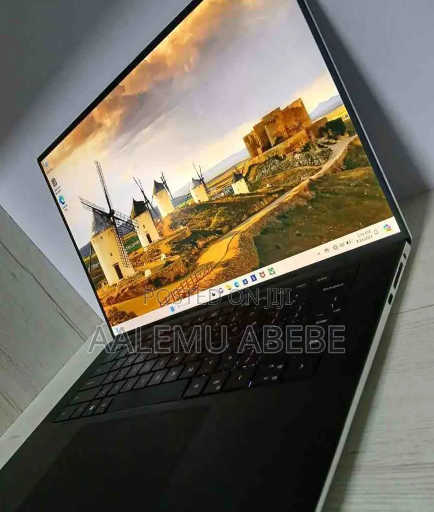 New Laptop Dell XPS 15 16GB Intel Core I7 SSD 512GB