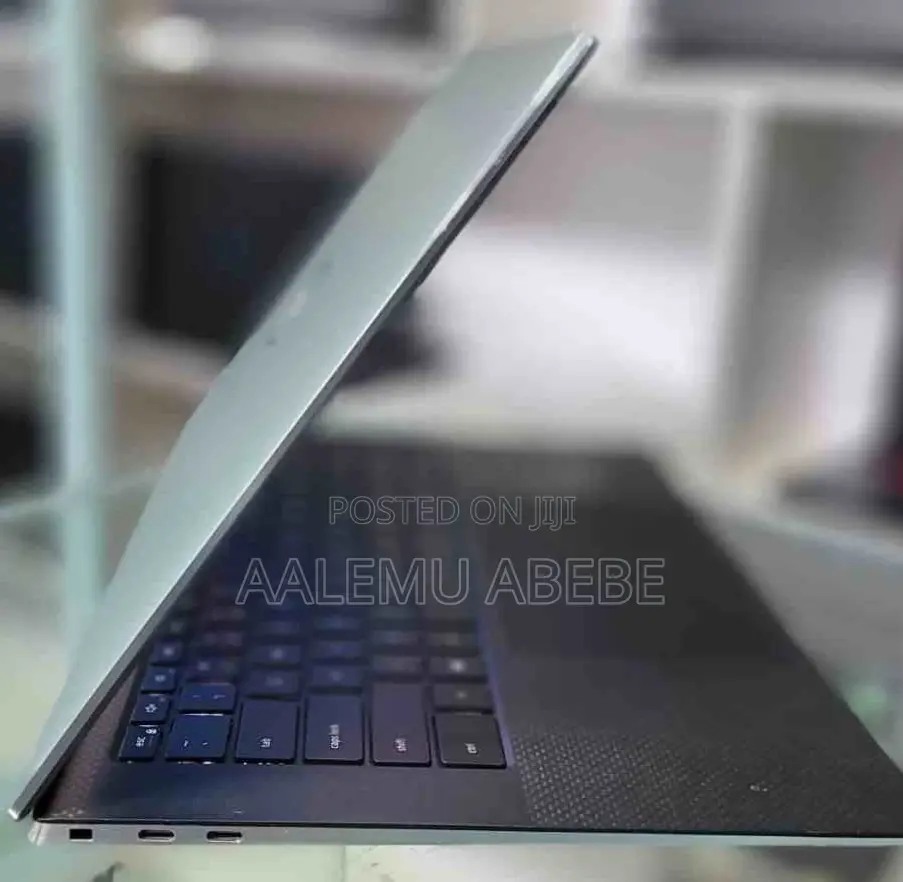 New Laptop Dell XPS 15 16GB Intel Core I7 SSD 512GB