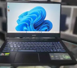New Laptop MSI 16GB AMD Ryzen 5 SSD 512GB