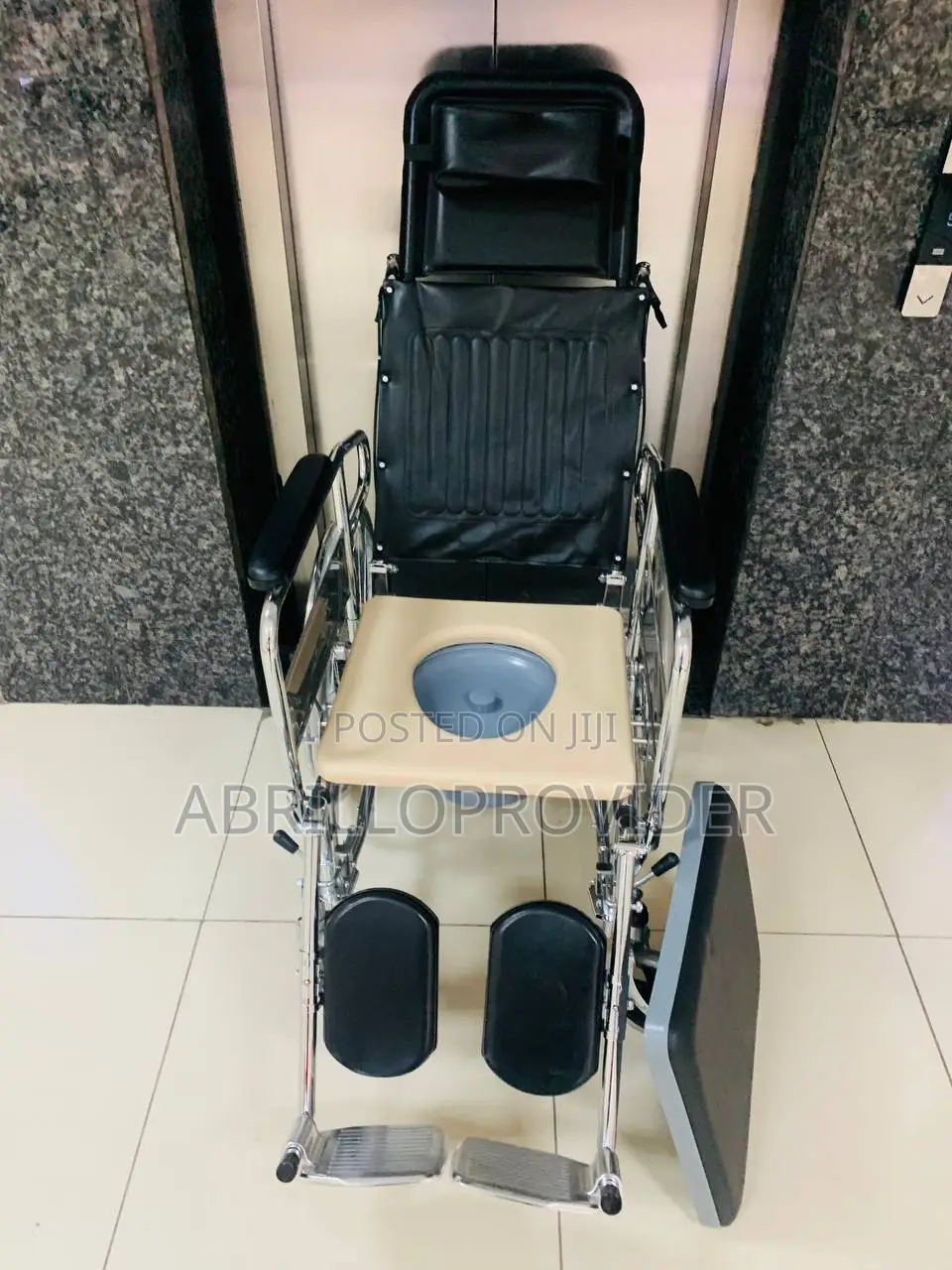 Reclining Wheelchair W/Removable Headrest