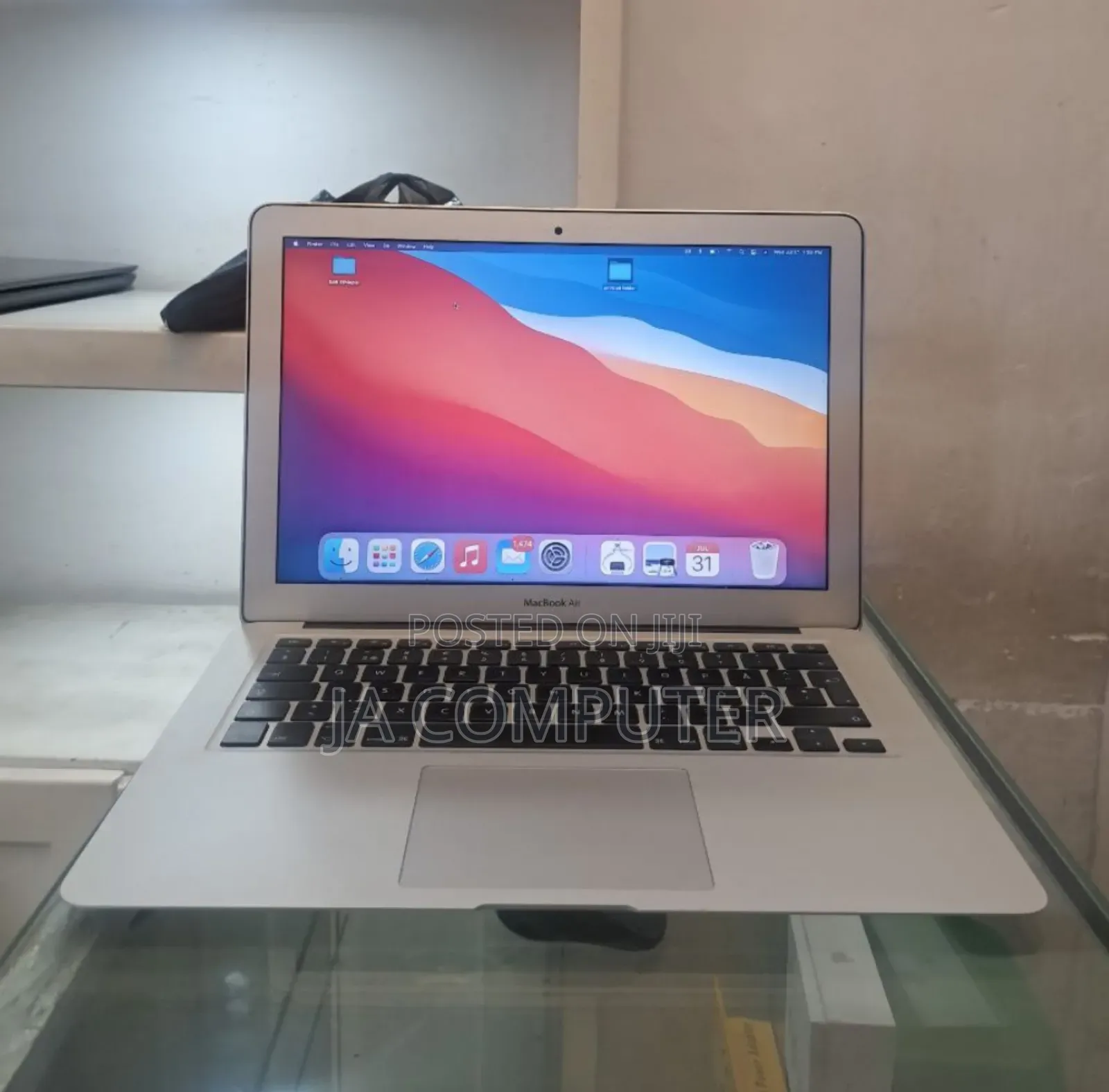 New Laptop Apple MacBook Air 2014 8GB Intel Core I7 SSD 128GB