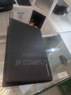 New Laptop Toshiba Satellite C55 8GB Intel Core I5 SSD 500GB