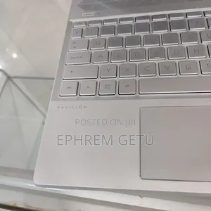 New Laptop HP Pavilion 15 8GB Intel Core I5 SSD 256GB